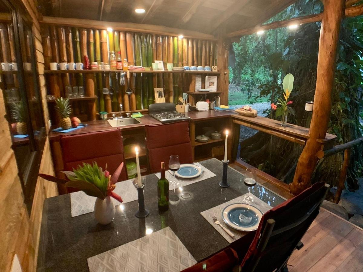 Jungle Bluff Beach Paradise - Jungle House Bocas del Toro Exterior photo