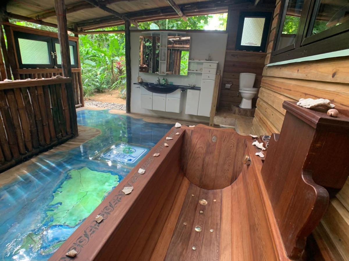 Jungle Bluff Beach Paradise - Jungle House Bocas del Toro Exterior photo